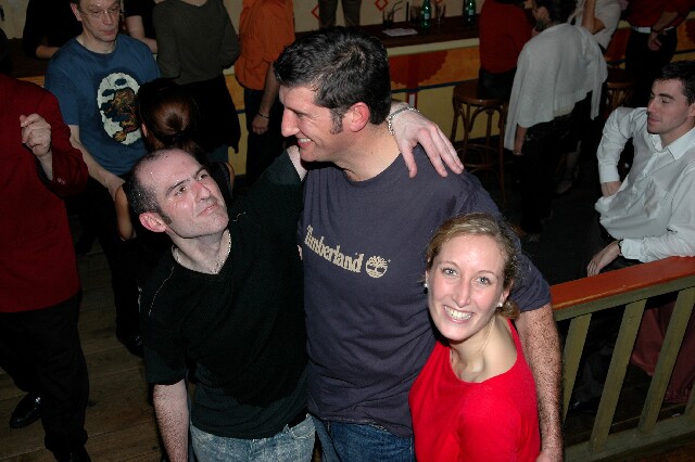 min 2006 11 21 latino 111